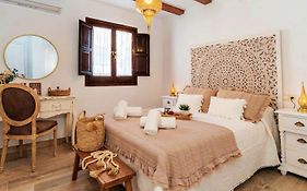 tuGuest Nazarí Calderería Apartments - Free parking